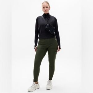 Athleta Headlands Hybrid Cargo